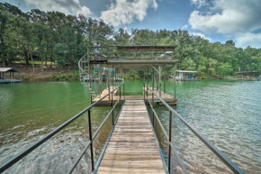 Lovely Lakefront Home with Deck - Pets Welcome!
